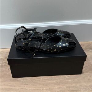 Brand new authentic Chanel flats
